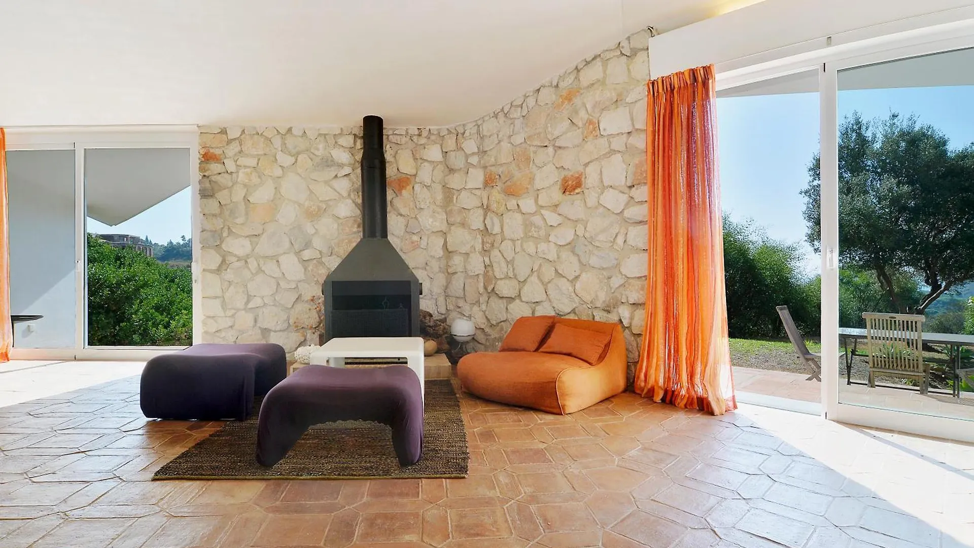 Vitardiere Marbella 0*,  Spain